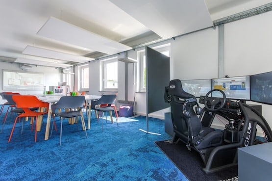 Fahrschule Recklinghausen Schulungsraum Theorieunterricht mir Simulator