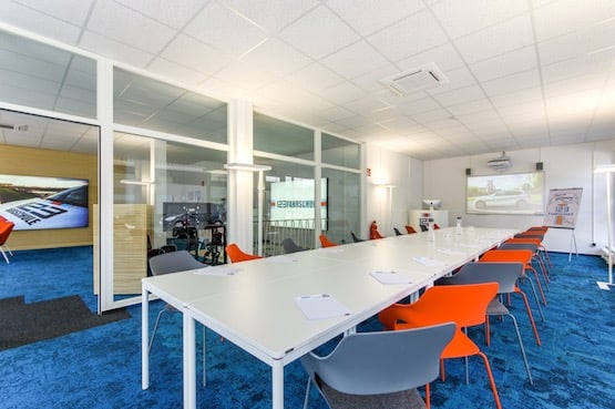 Fahrschule Bochum Schulungsraum Theorieunterricht