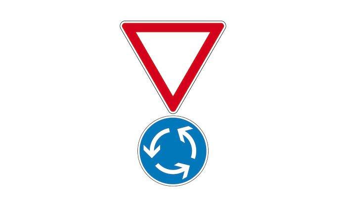 Kreisverkehr-vorschriftszeichen-verkehrszeichen-123fahrschule.png