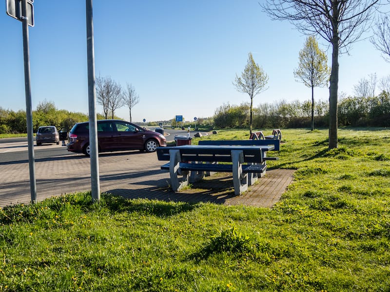 Strassenverkehrssysteme-Nutzung-rastplatz.jpeg