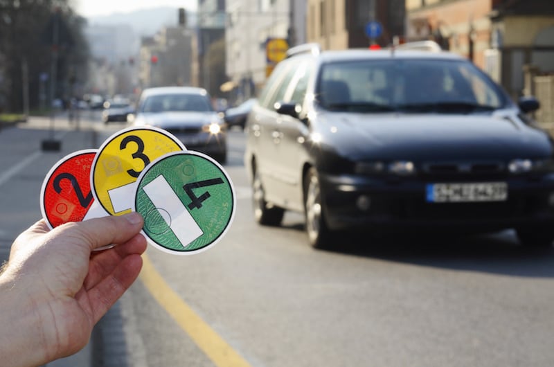 Technische-Bedingungen-Strassenverkehr-umweltplaketen.jpeg