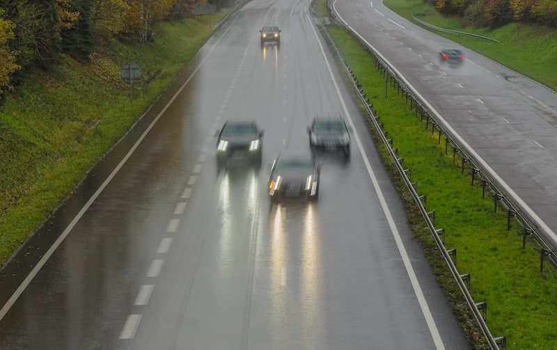 Verkehrsverhalten-Fahrmanoever-Draengler-Autobahn.jpeg