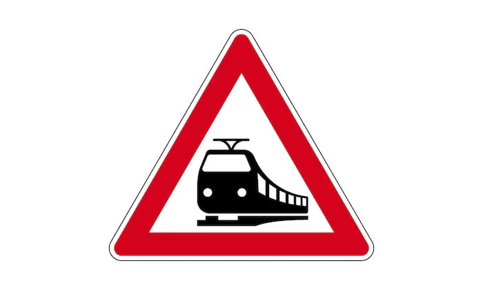 Verkehrszeichen-Bahnübergang.jpg