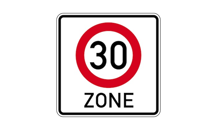 Verkehrszeichen-Beginn-einer-Tempo-30-Zone.jpg
