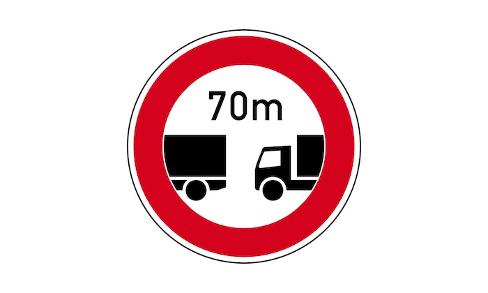 Verkehrszeichen-Verbot-des-Unterschreitens-des-angegebenen-Mindestabstandes.jpg