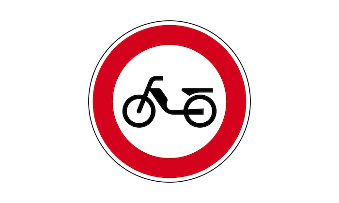 Verkehrszeichen-Verbot-fuer-Mofas.jpg