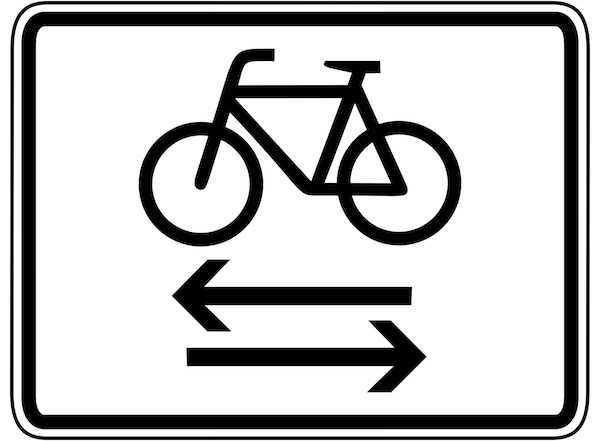 Verkehrszeichen-Zusatzzeichen-kreuzender-Radweg.jpg
