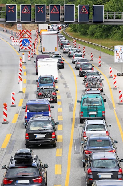 Verkehrszeichen-gelbe_markierungen.jpeg